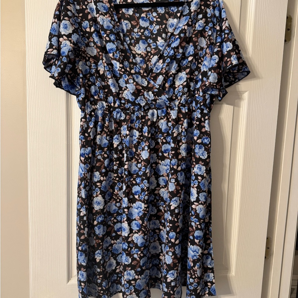 SHEIN Curve Blue and Black Floral Dress